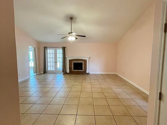 4th image of 6836 Forsythe Dr