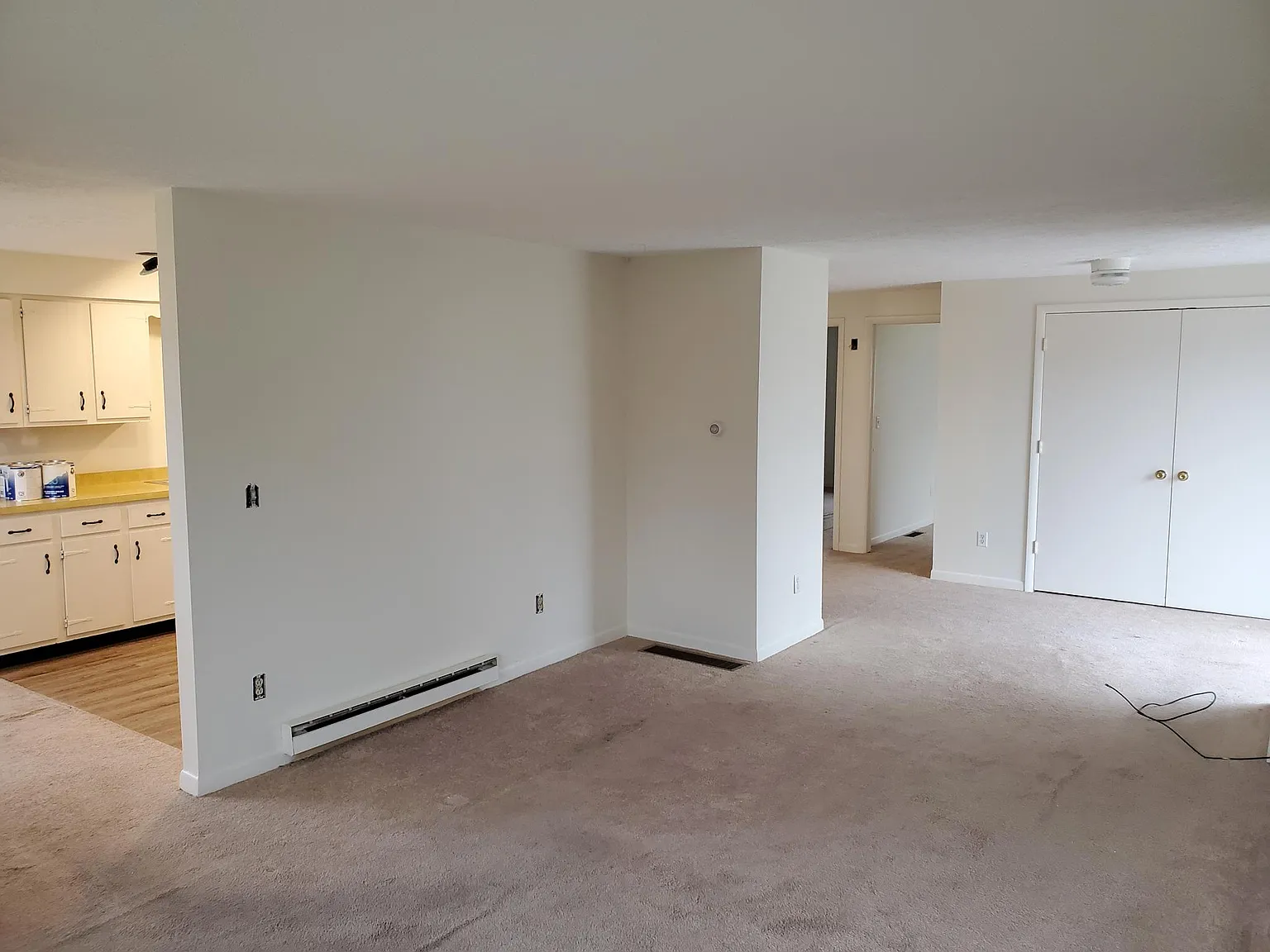 2 bed, 1000 sqft, $1,125 — Photo 4