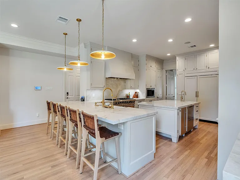 6608 Vanderbilt St — Photo 22