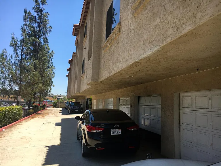 5530 Jackson Dr #8 — Photo 20