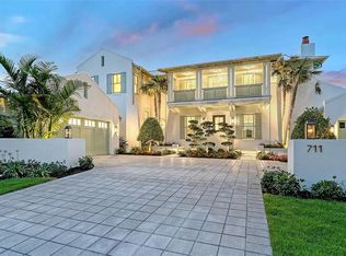 711 Old Compass Rd, Longboat Key, FL 34228