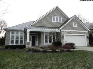 31007 Walden Dr #53, Westlake, OH 44145