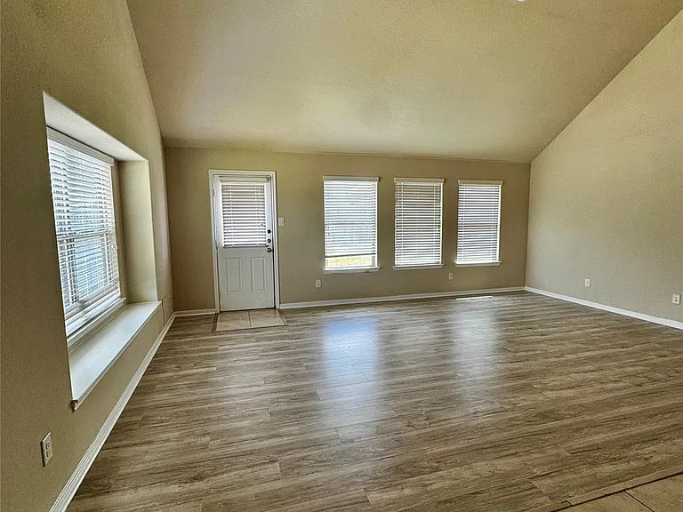 2903 McDonough Way — Photo 9