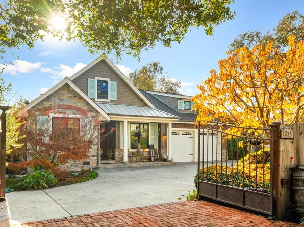 1343 Ash St, Napa, CA 94559