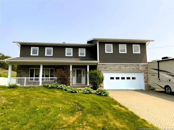 33 Thibaudeau Ave, Edmundston, NB E3V 4Z1