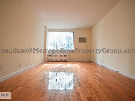 2nd image of 9 E 32nd St APT 2B