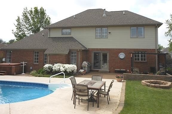 3rd image of 10622 Drexton Pl