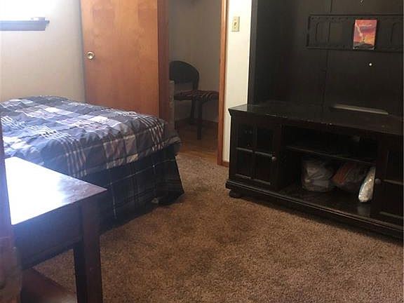4th image of 413 Olive Dr