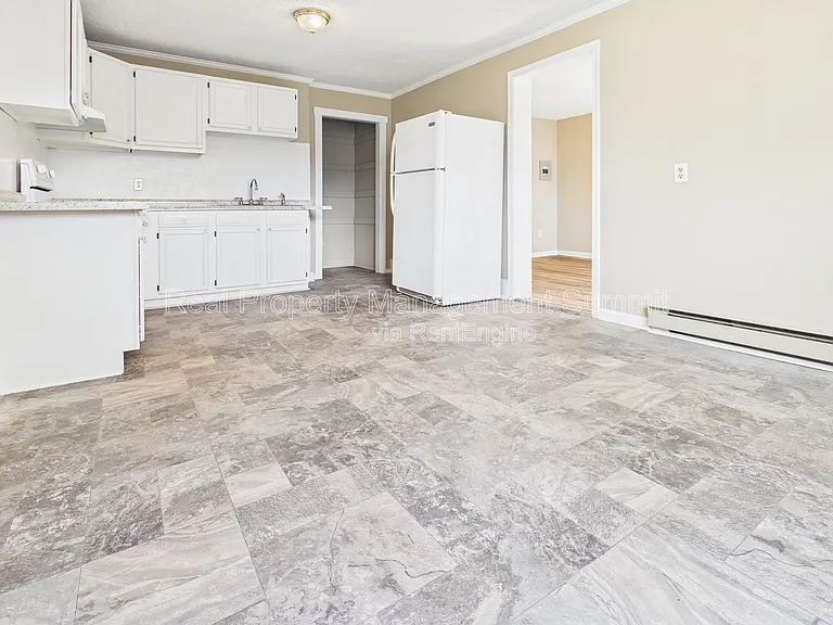 2501 N Augusta St #2 — Photo 3