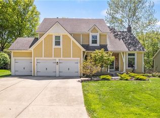 5267 W 129th Ter, Leawood, KS 66209