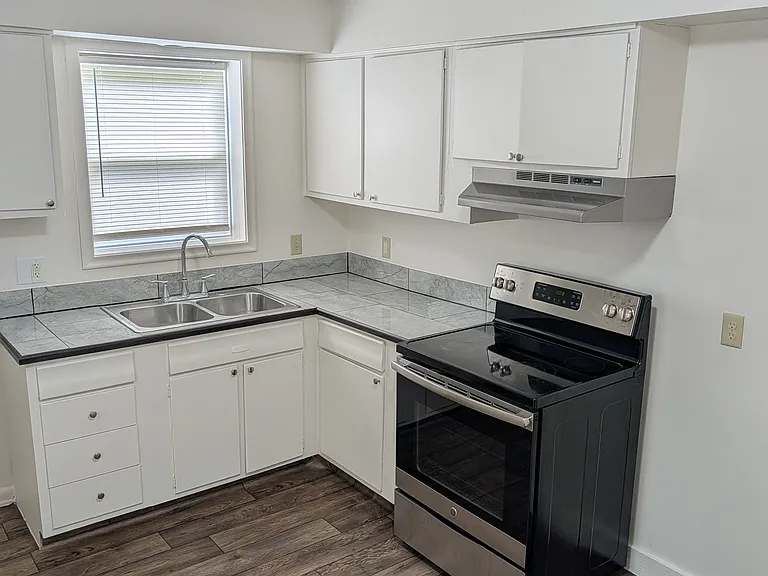 7307 Parker St #1 — Photo 1