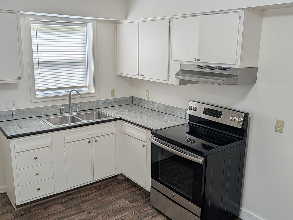 1st image of 7307 Parker St #1