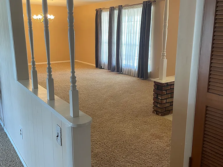 Living Room/Dining Room