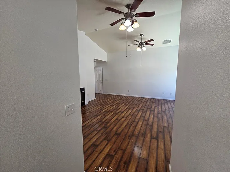 57215 Aranza Ct — Photo 33