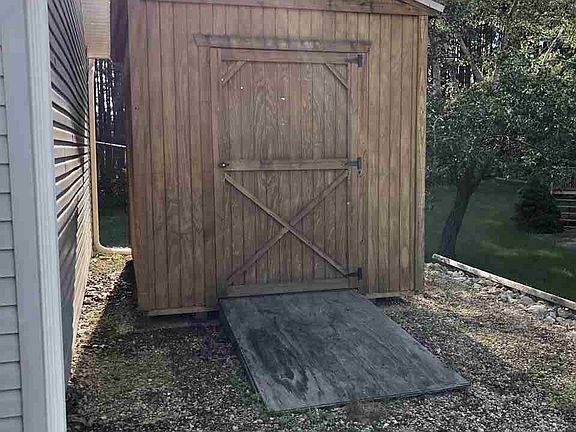 5th image of 106 Schreier Dr