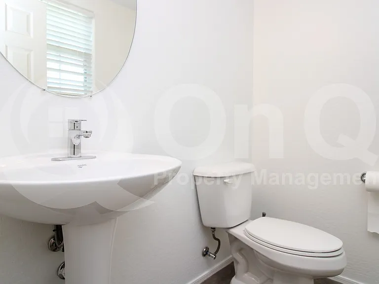 9134 S Roberts Rd — Photo 17