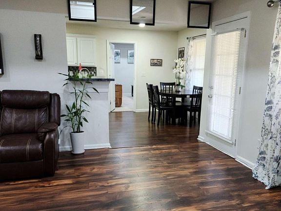 5th image of 3920 Rosebud Rd