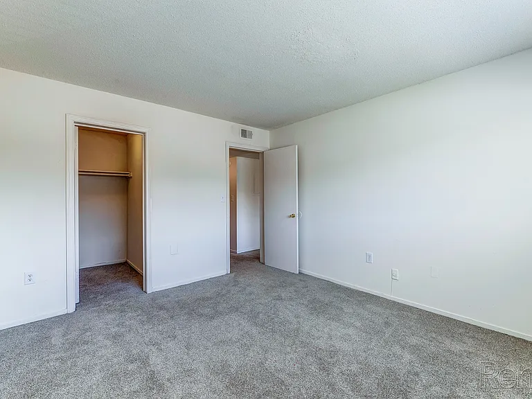 Crown Pointe — Photo 19