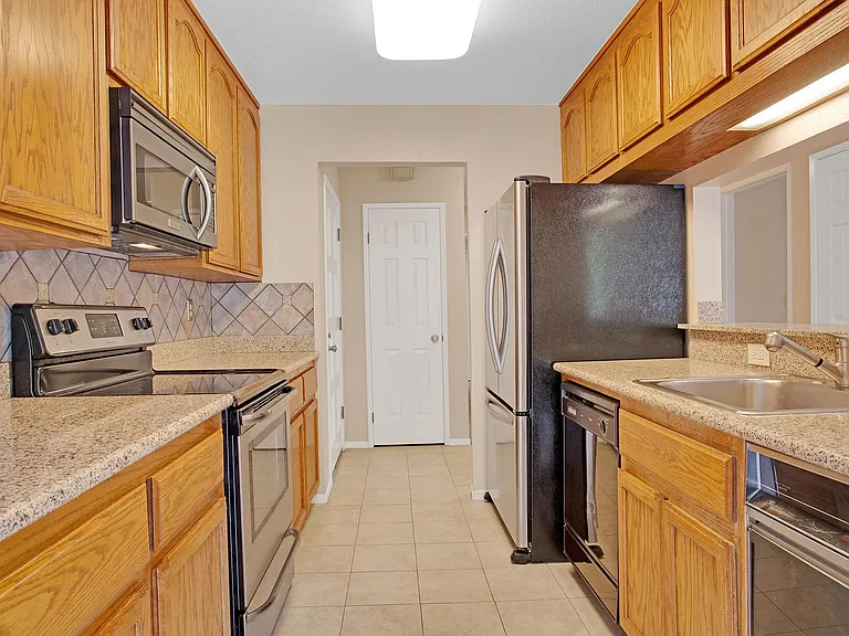 21117 Gary Dr #217 — Photo 5