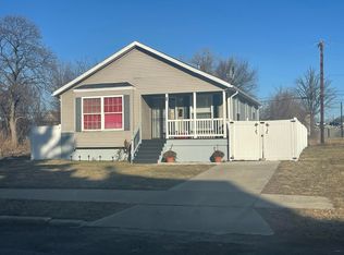 67 Church St, Highland Park, MI 48203