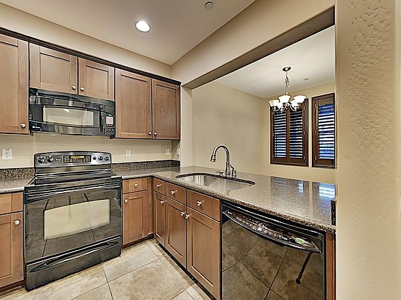 5th image of 17850 N 68th St Unit 1003