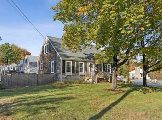 16 Brookhaven Dr, Windham, ME 04062