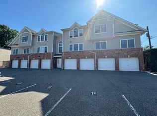 35 Prospect St APT 10, Palisades Park, NJ 07650