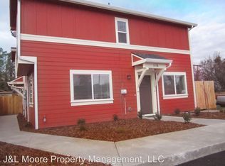 103 Ash St UNIT B, Phoenix, OR 97535