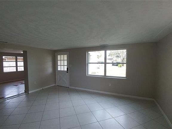 3rd image of 3024 Hawthorne St