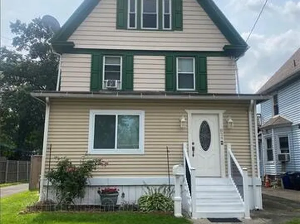 824 Washington Ave, West Haven, CT 06516