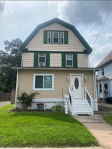 824 Washington Ave Photo 1