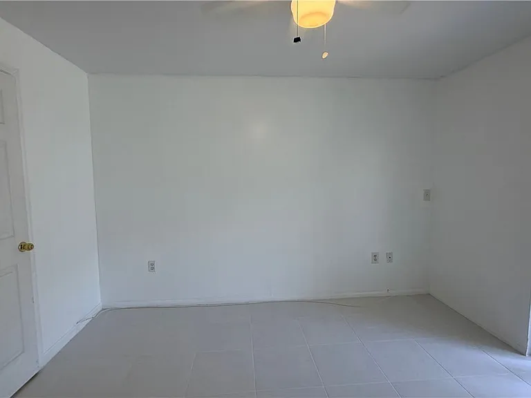 3407 Winkler Ave #309 — Photo 23