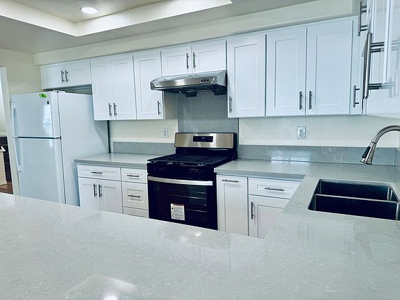 4th image of 2431 S Baldwin Ave Unit C