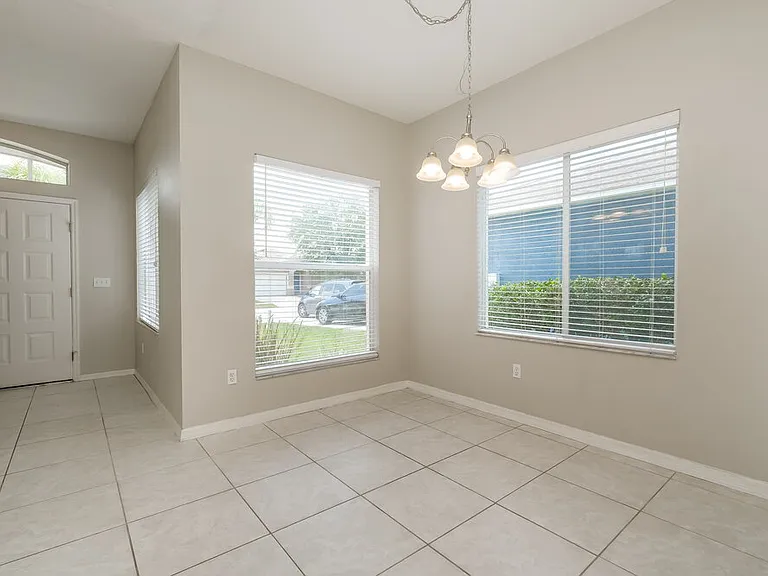 13516 Prestwick Dr — Photo 5