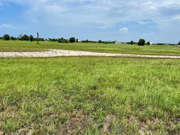 6 Yucca Ln, Placida, FL 33946