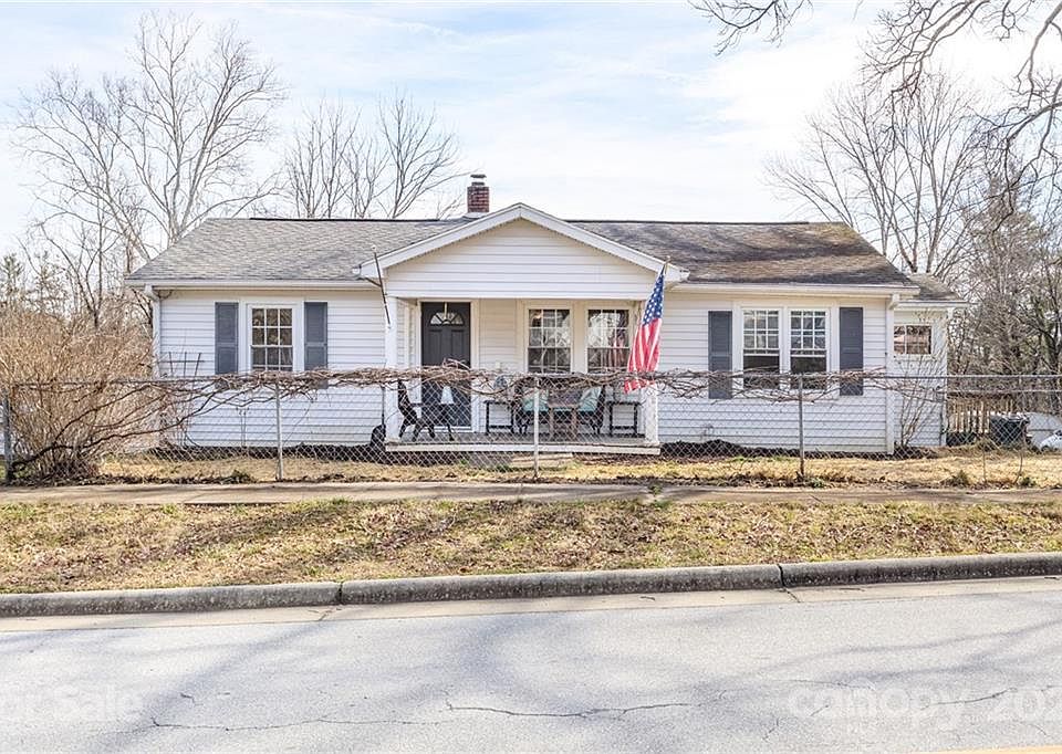 1st image of 360 Stepp Ave