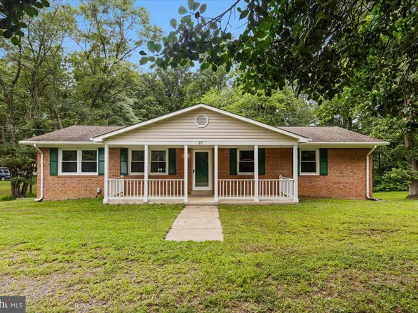 27 Rallye Ln, Fredericksburg, VA 22405