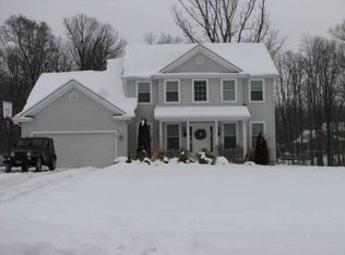 108 Laurel Hills Ln, Canfield, OH 44406