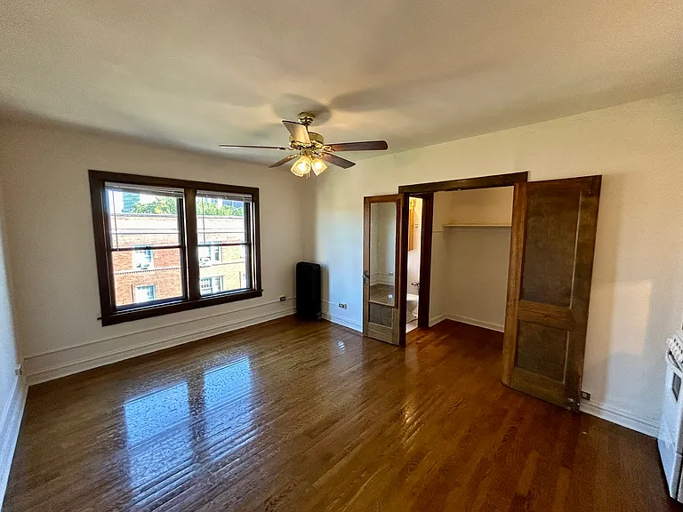 2256 N. Cleveland — Photo 42