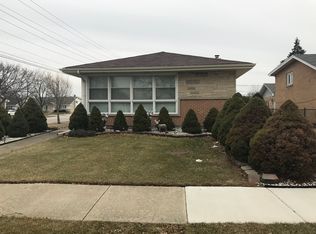 7203 W Conrad Ave, Niles, IL 60714