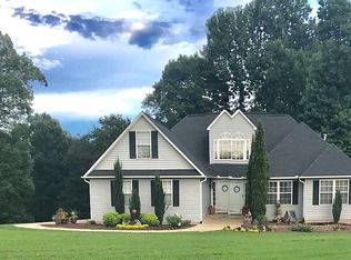 420 Jennifer Lee Ct, Woodruff, SC 29388