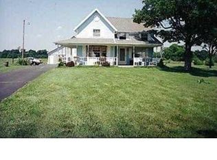 8874 London Groveport Rd, Grove City, OH 43123