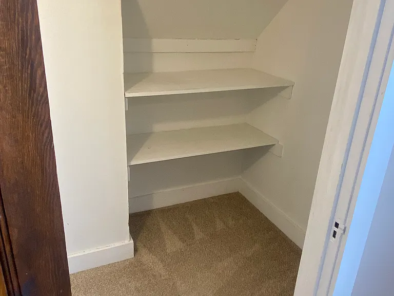 555 S 35th Ave — Photo 12