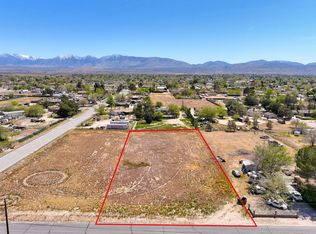 Avenue R2 Drt Vic 102nd St, Sun village, CA 93543