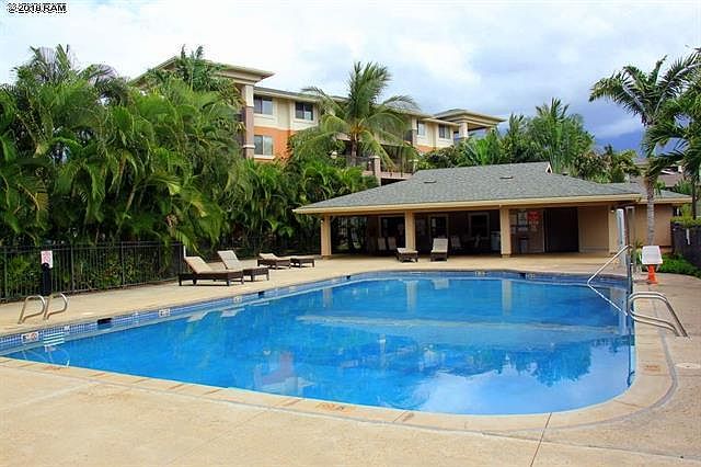 Awesome pool included