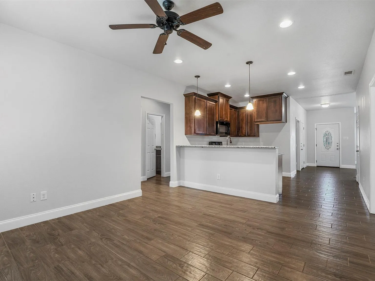 4807 Henry St; Greenville 75401 - 1 — Photo 3