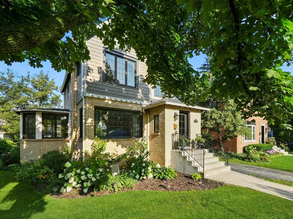 734 Forest Rd, La Grange Park, IL 60526