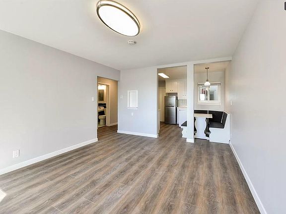 4th image of 1415 5th Ave APT 3