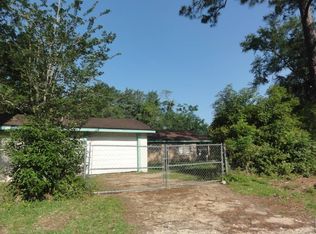 253 8th Ave, Chickasaw, AL 36611