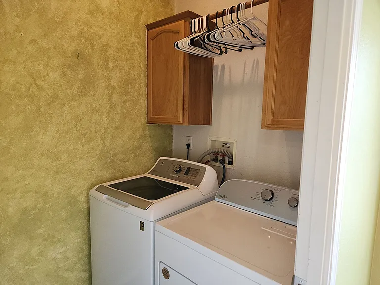 600 N Spruce Cir — Photo 8